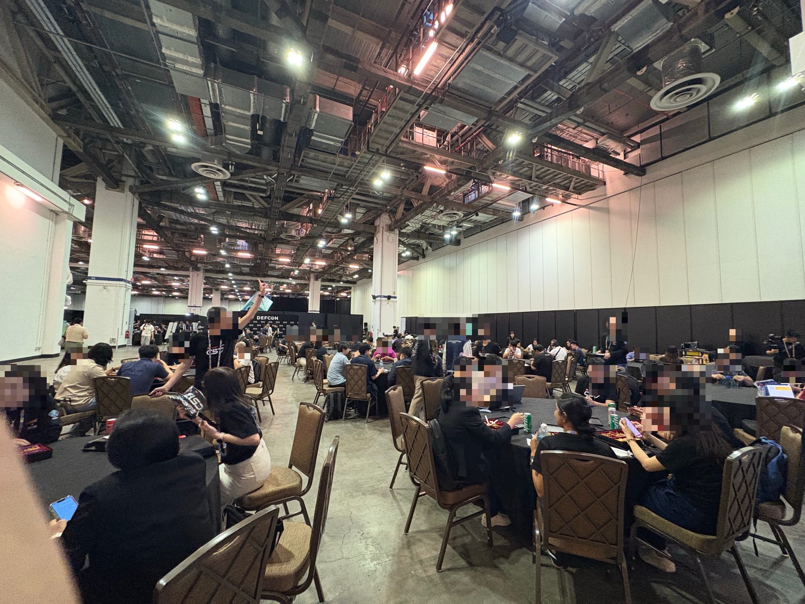 会場内のフードコート